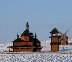 Свято-Вознесенський дерев'яний храм у Водяниках