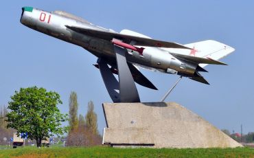 Памятник 17-й воздушной армии