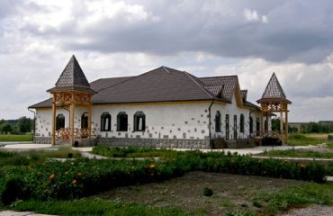 Historical and ethnographic museum complex in Poradivtsi