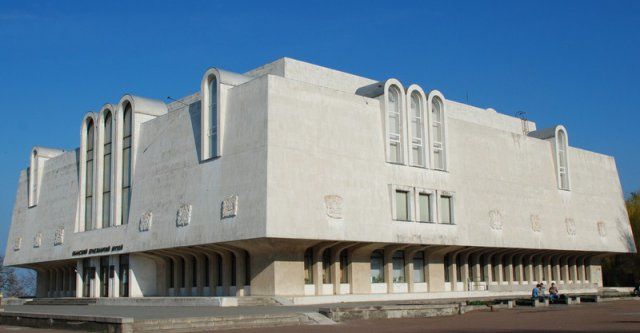 The Cherkasy Regional Local History Museum, Cherkasy: photos ...