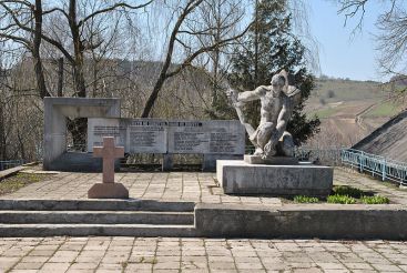 Monument to Soviet partisans Velesnev